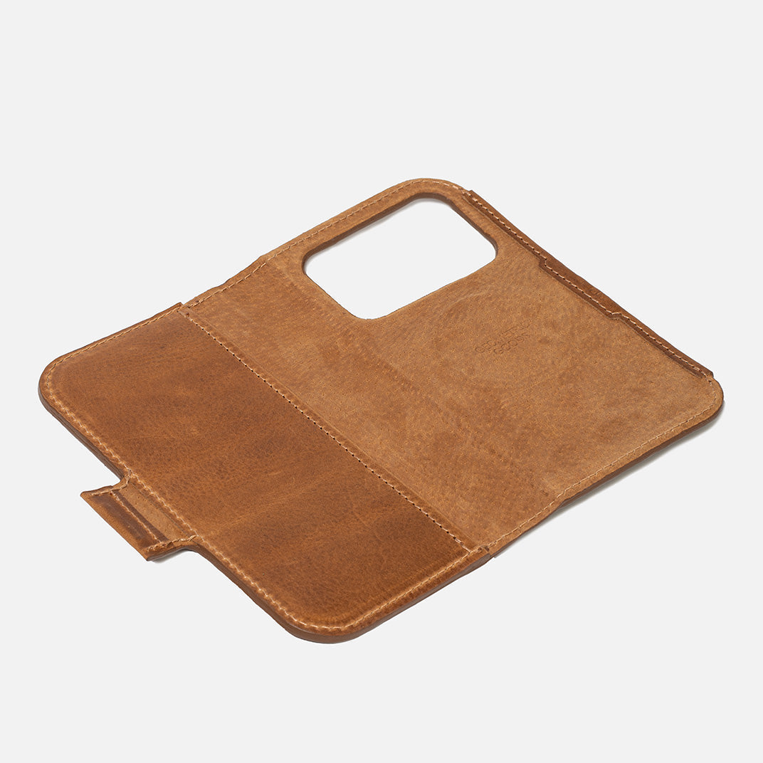 Classic 5.1 Leather Folio Case for iPhone 18 Pro & Pro Max with MagSafe